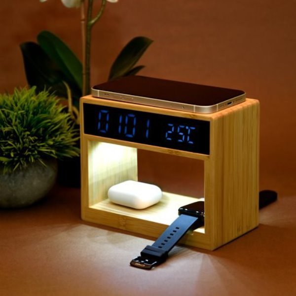 Wangari Cypress 6-in-1 Multifunction Wireless Charging Junction WC1004