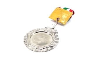 Bold Design Medal with Cut Edges –...