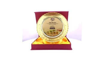 Classic Laurel Salver – Gold Timeless Recognition...