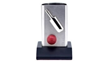 Cricket Theme Pen Holder – Sports-Inspired Corporate...