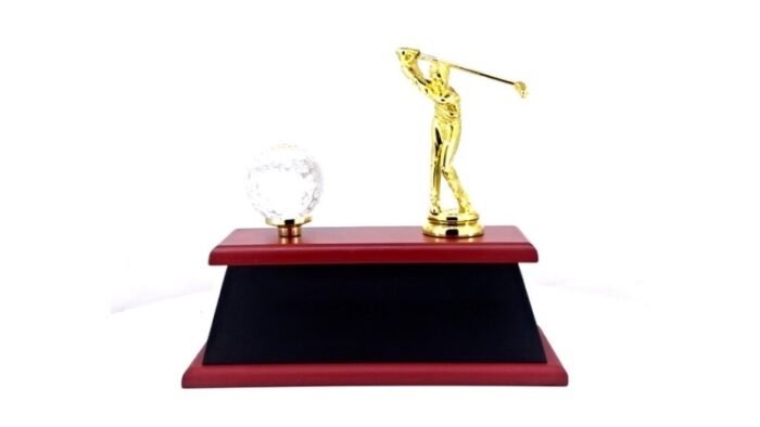 Crystal Golf Moment Memento – Elegant Golf Award for Top Performers