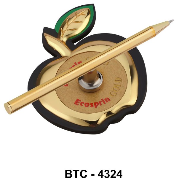 Golden Apple Inspiration – Symbolic Desk Gift for Growth & Success