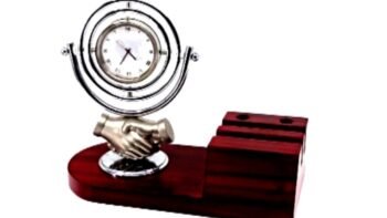Handshake Clock Desk Set – Corporate Gift...