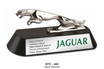 Jaguar Memento – Symbolic Desk Accessory &...