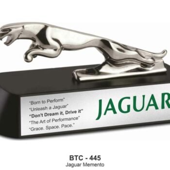 Jaguar Memento – Symbolic Desk Accessory &...