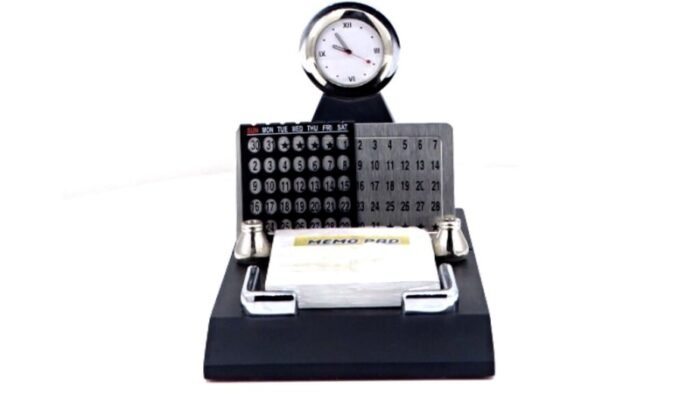Perpetual Calendar with Clock & Memo Pad