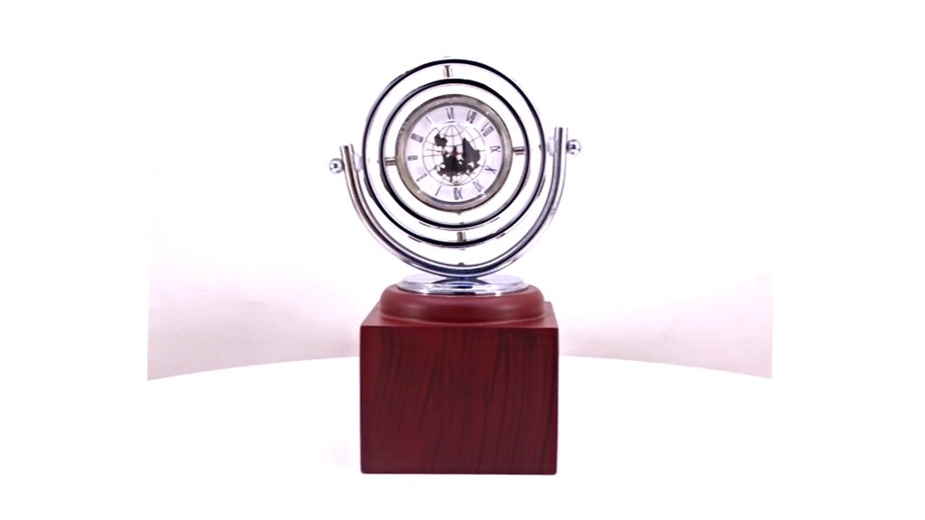 Prestige Handshake Clock