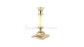 Regal Candle Stand – Elegant Luxury Décor...