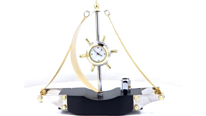Ship Desktop With Clock & Pen Stand