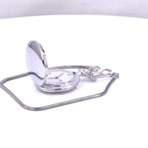 Silver Pocket Watch With Lid – Classic Timepiece with Vintage Elegance