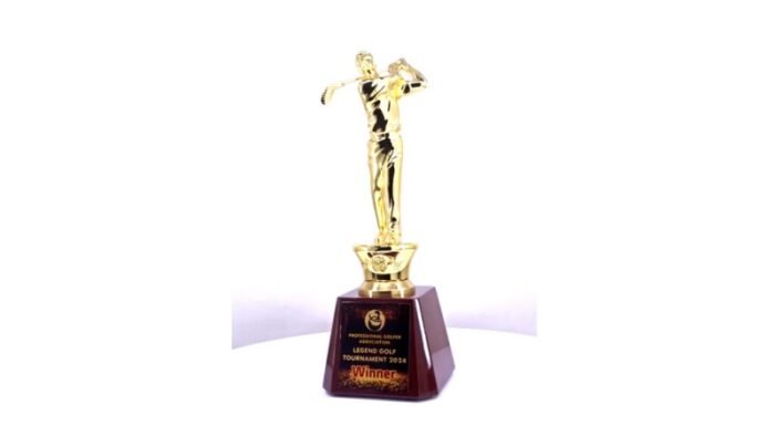 Single Golf Figurine Trophy