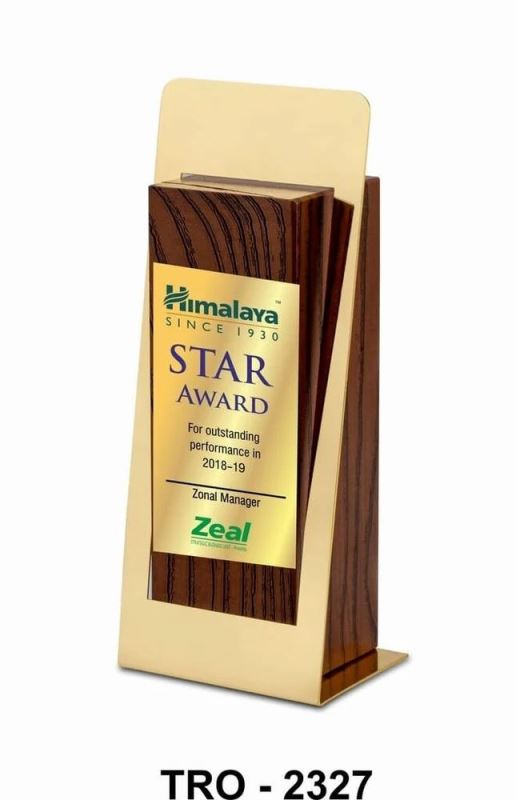 Wooden Trophy – Customisable Premium Award for Every Achievement