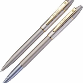 Pierre Cardin Eiffel Tower Premium Gift Set...